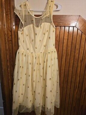 BNWT Unique Vintage, Magnolia Place Floral Dress - Size Large